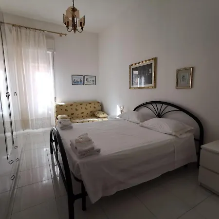 Domus Mater Apartment *
