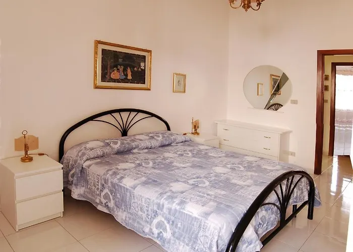 アパート Domus Mater カリアリ